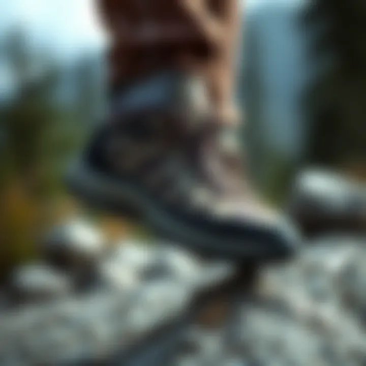 Comfort Features in Water-Friendly Hiking Shoes Comfort features in water-friendly hiking shoes